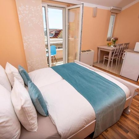 Apartmani Dubrava 珀德垂那 外观 照片