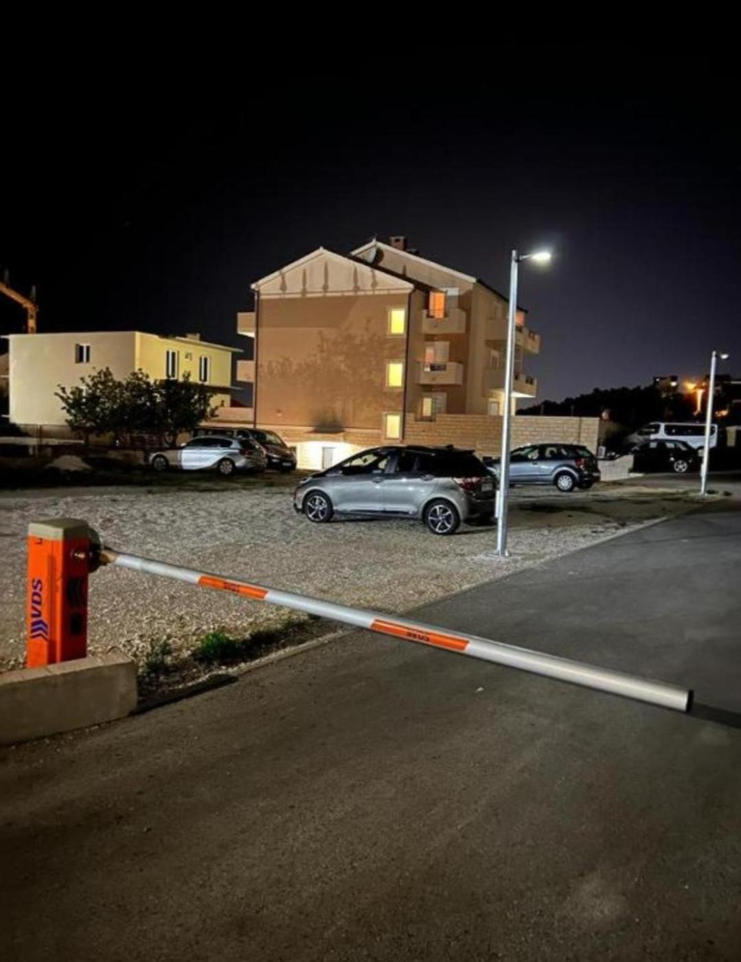 Apartmani Dubrava 珀德垂那 外观 照片
